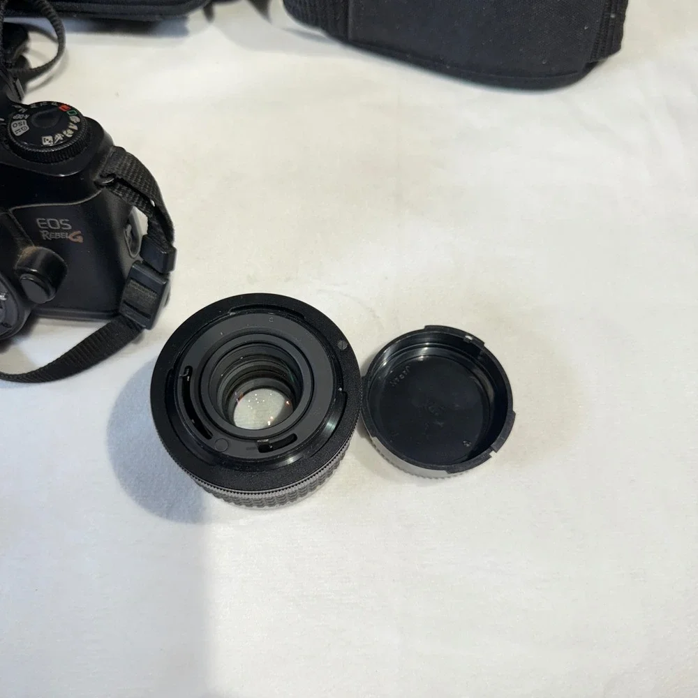 Canon EOS Rebel G 35mm Film Camera Promaster Spectrum 7 Auto Teleconverter & Bag